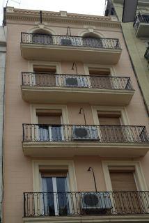 Serennia Apartamentos Sants Barcelona Exterior photo